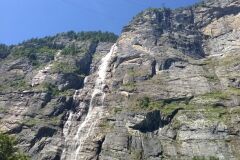 lauterbrunnen-waterfalls-photos-1